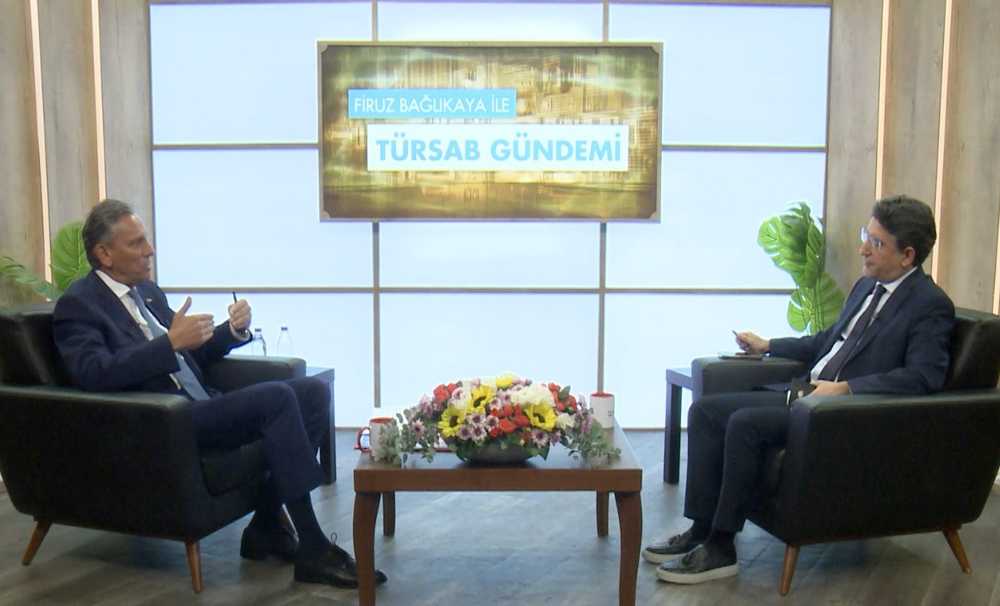 FİRUZ BAĞLIKAYA: TURİZMDE YEPYENİ BİR VİZYONA İHTİYAÇ VAR